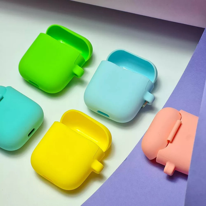 Чохол Silicone Case Slim with Carbine for AirPods 2